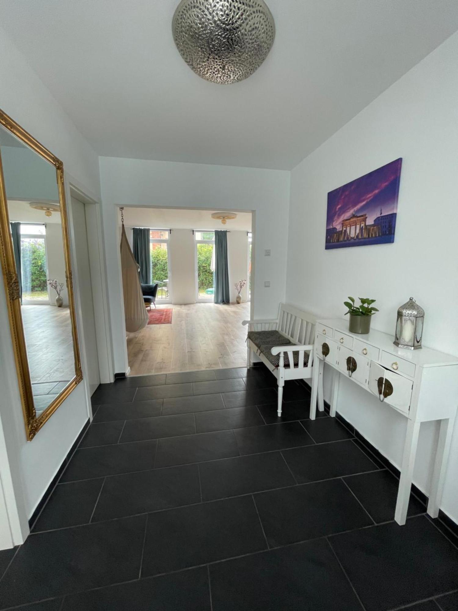 Urban House For Families And Berlin Tourists Villa Teltow Buitenkant foto